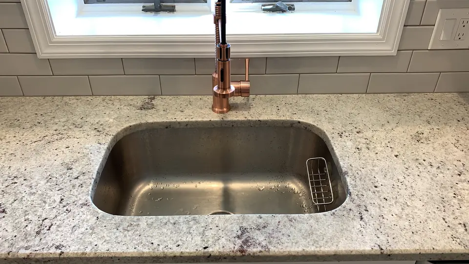 Undermount sink, copper faucet